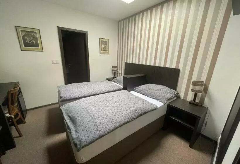 ペンション Apartmán Ateliér