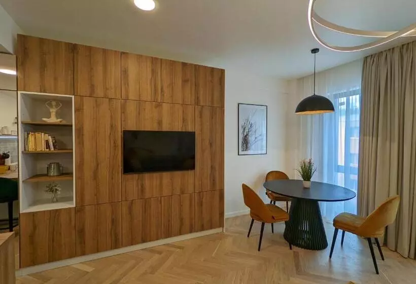 Joyride Exclusive Apartment