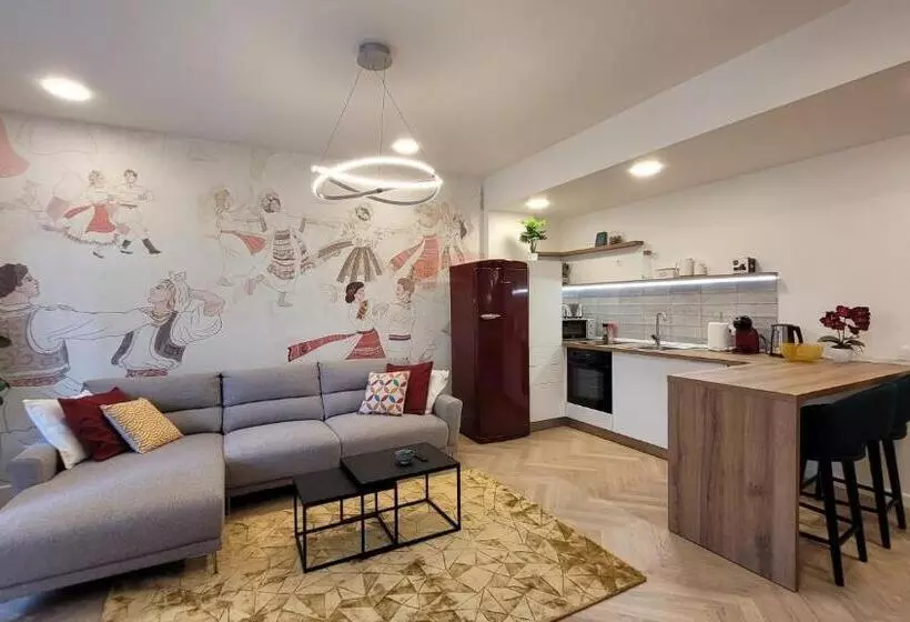 Joyride Exclusive Apartment