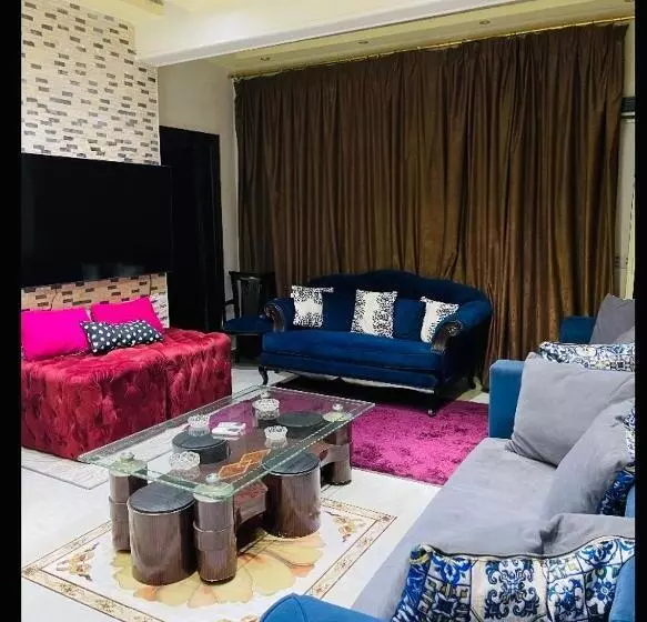 Jianna Apartment