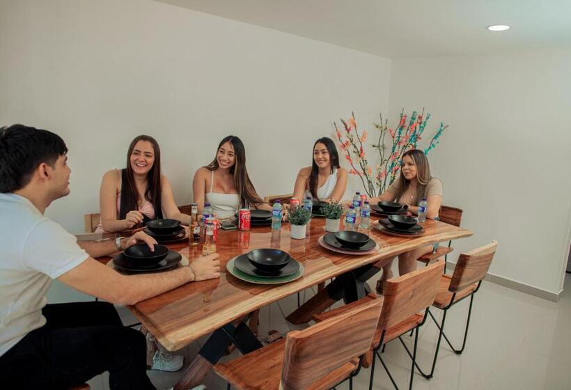 پانسیون Casa Lourdes