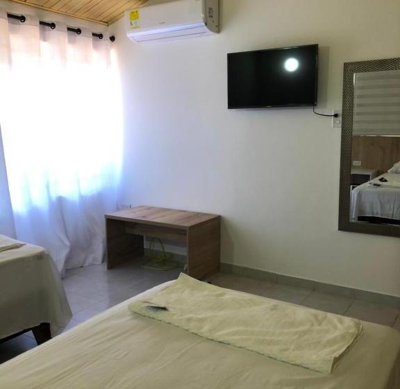 پانسیون Casa Lourdes