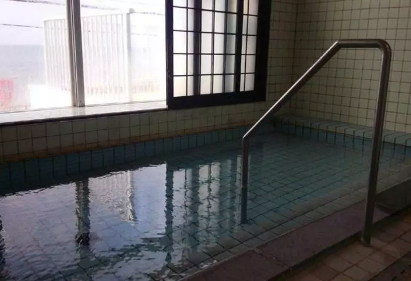 ニャー助のホテルん