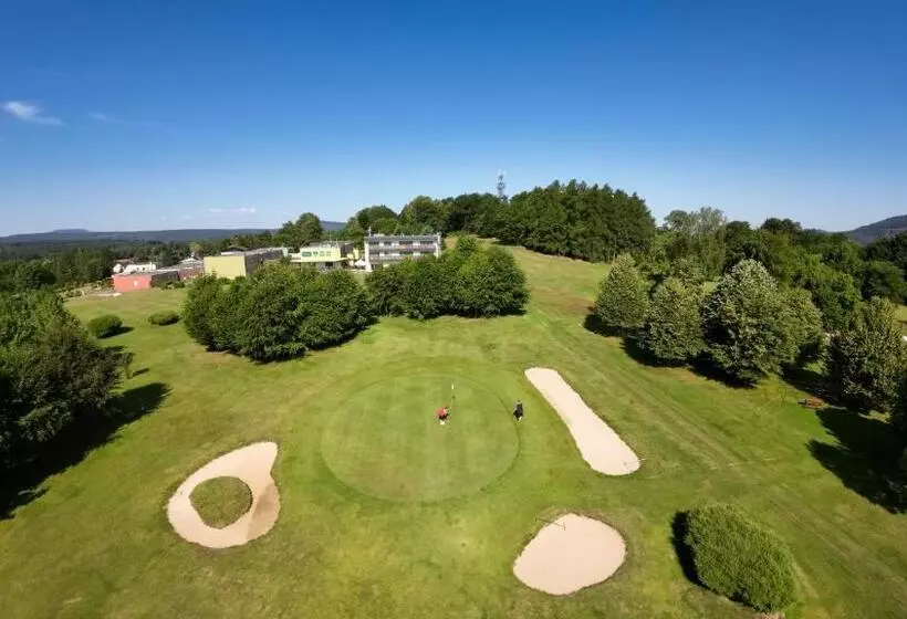 Retkeilymaja Penzion Pod Devítkou