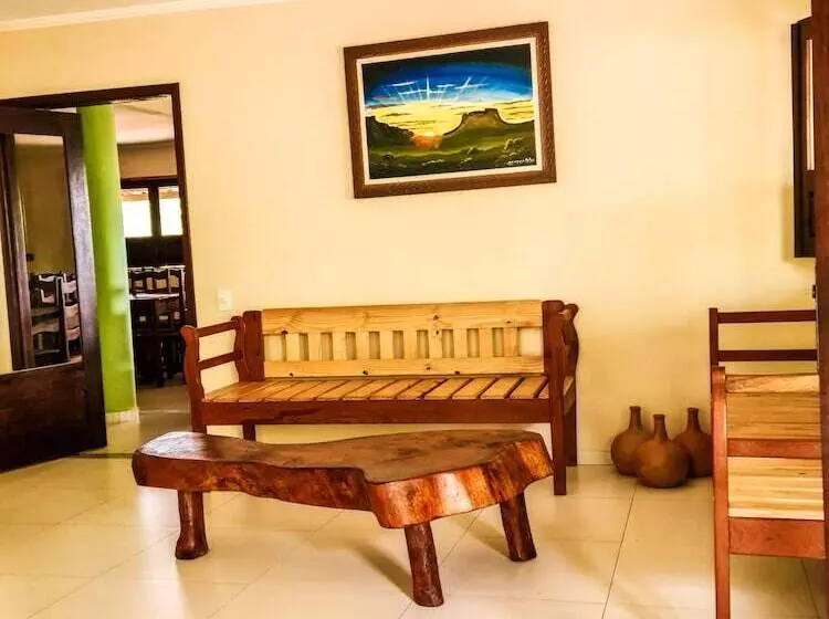 Aamiaismajoitus (B&B) Vila Sancar Pousada