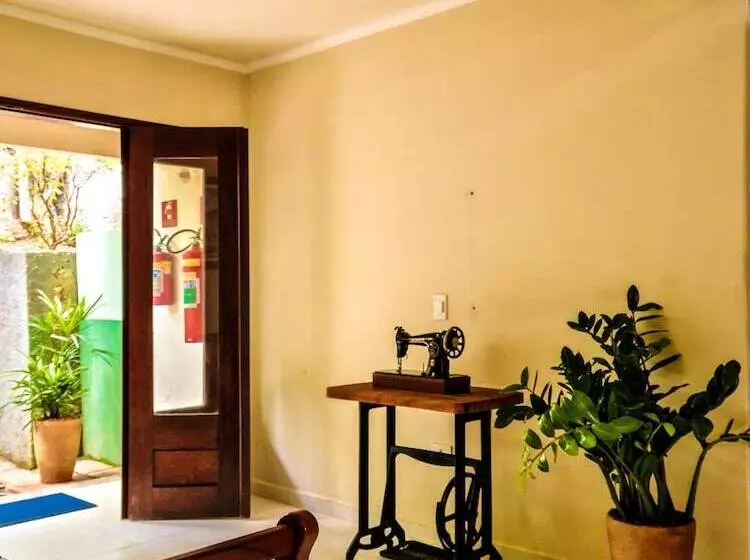 Aamiaismajoitus (B&B) Vila Sancar Pousada