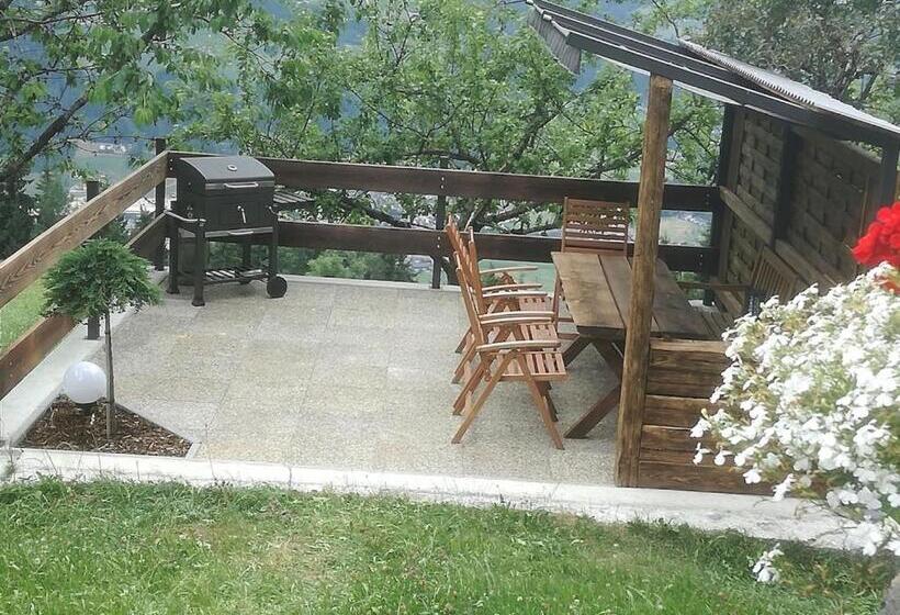 Ferienhaus Obersäuling Im Sommer