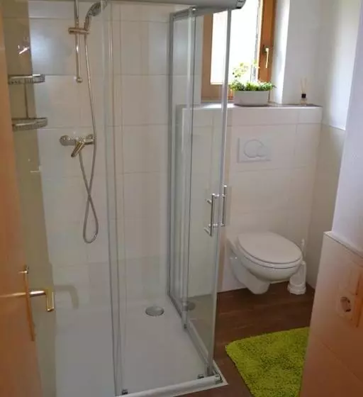 Ferienhaus Obersäuling Im Sommer