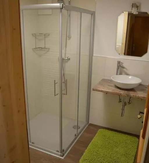 Ferienhaus Obersäuling Im Sommer