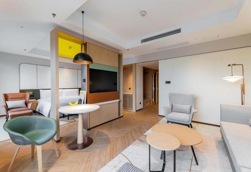 هتل Holiday Inn Chongqing Guanyinqiao, An Ihg