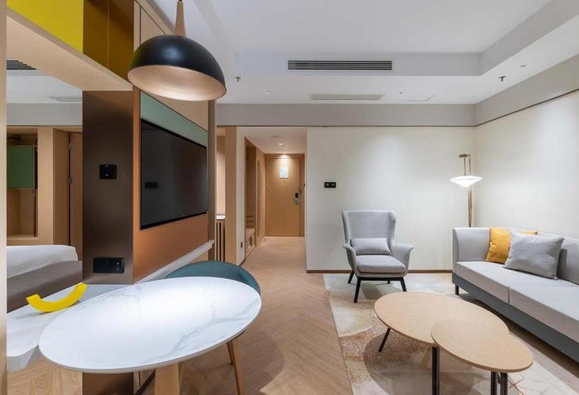 هتل Holiday Inn Chongqing Guanyinqiao, An Ihg