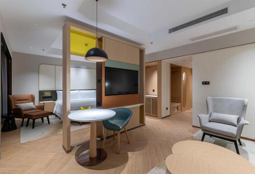 هتل Holiday Inn Chongqing Guanyinqiao, An Ihg