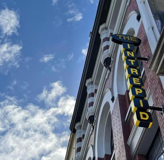 酒店 The Intrepid