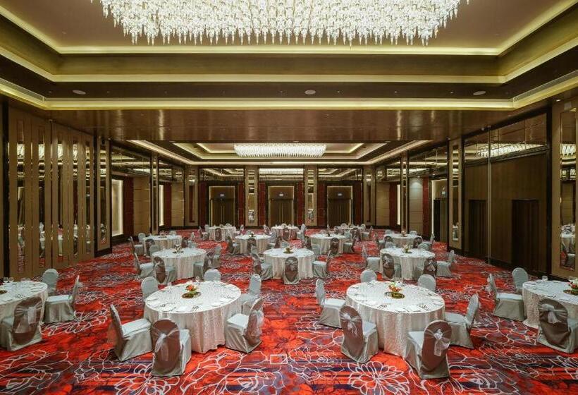 בית מלון כפרי The Park Indore