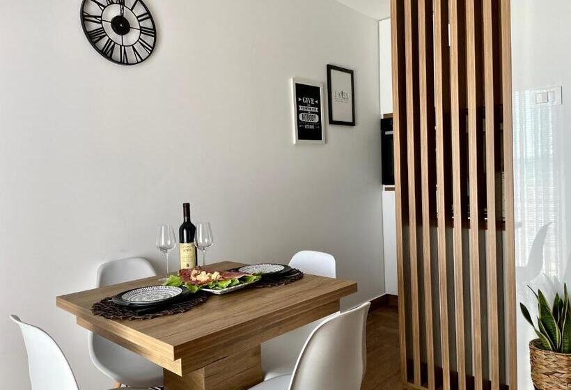 La Mer Apartments Kotor