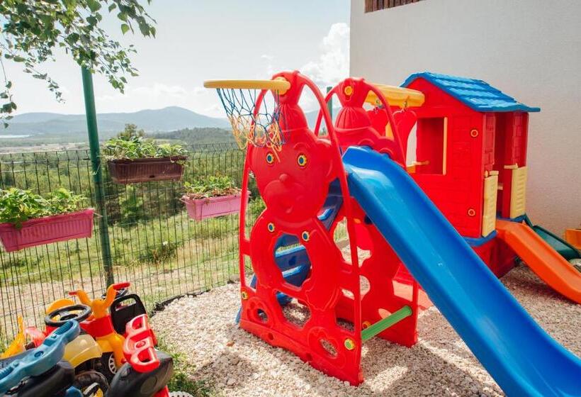 La Mer Apartments Kotor