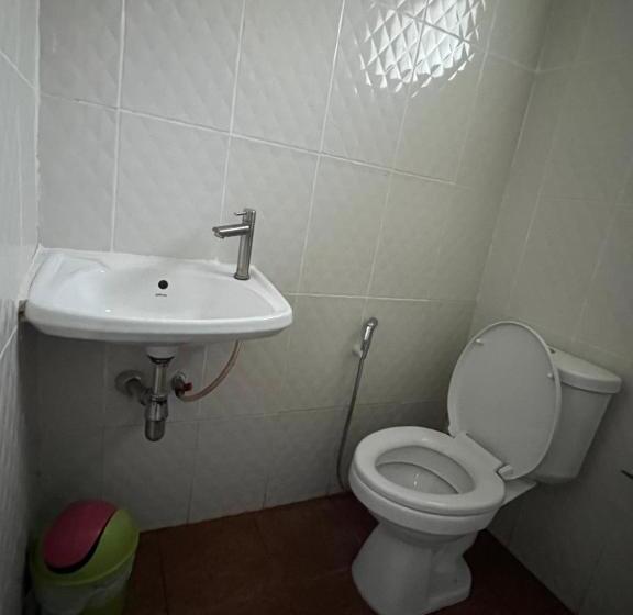 Pansiyon กรีนเกสท์เฮ้าส์ พนัสนิคม