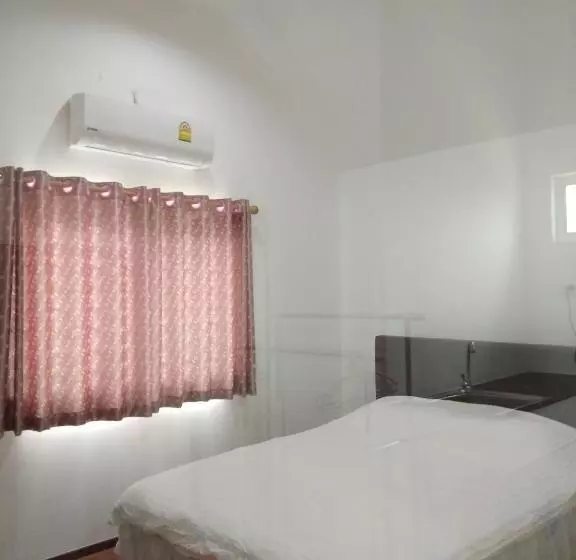 Majatalo กรีนเกสท์เฮ้าส์ พนัสนิคม