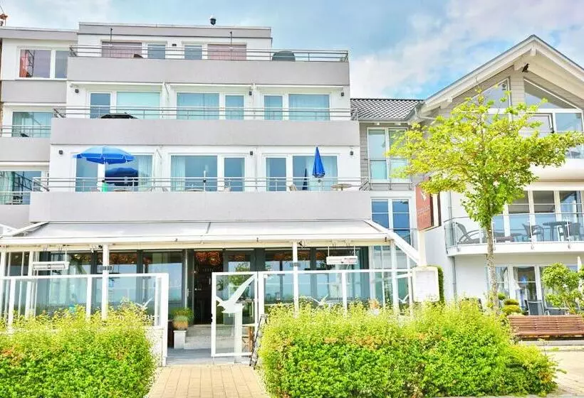 Strandallee 10 Penthouse Seaview