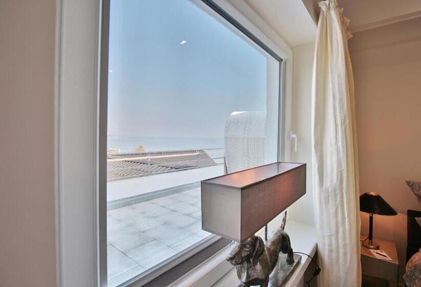 Strandallee 10 Penthouse Seaview