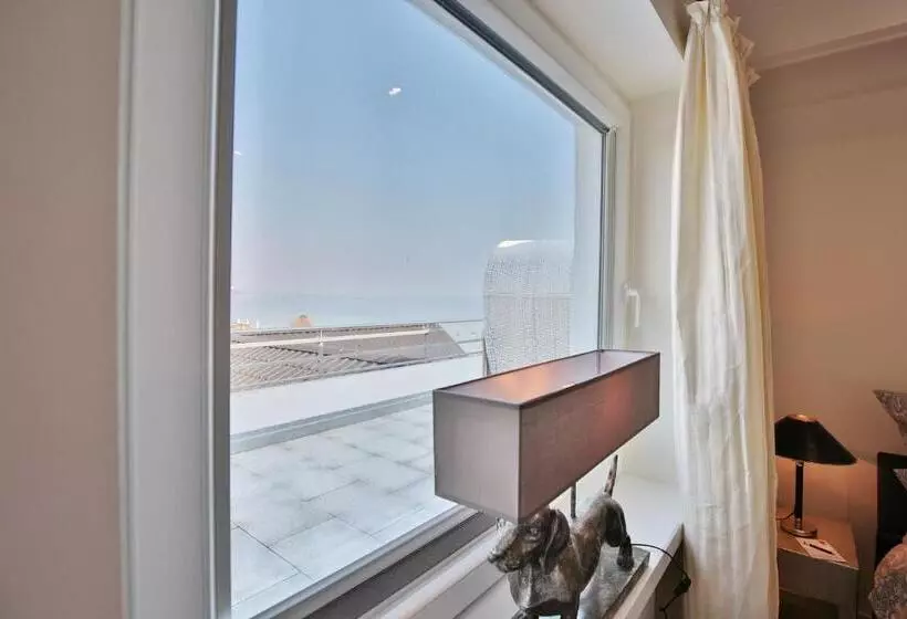 Strandallee 10 Penthouse Seaview