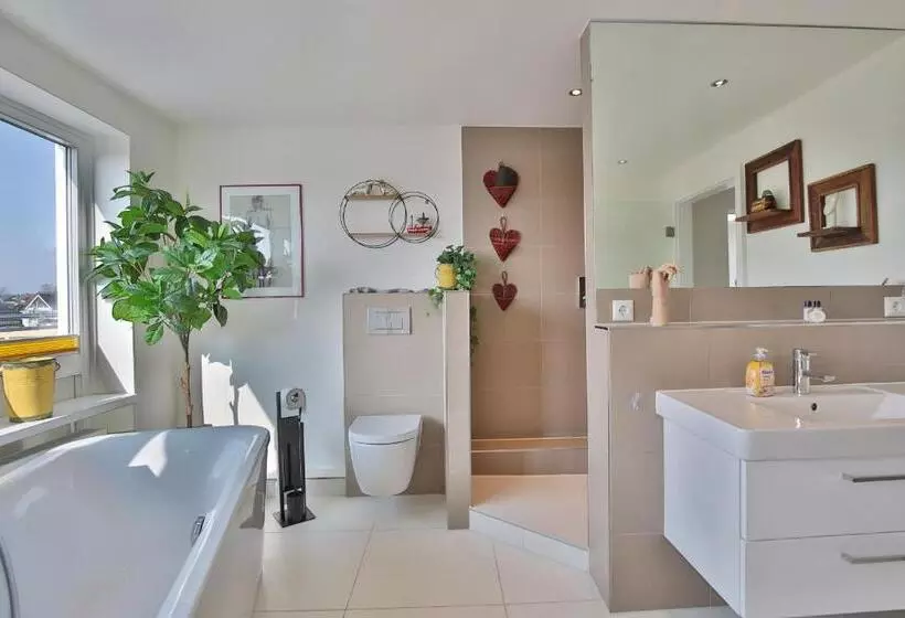 Strandallee 10 Penthouse Seaview