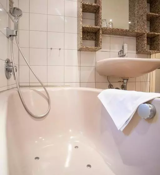 Aamiaismajoitus (B&B) Das Loft Hotel Hölsterloh