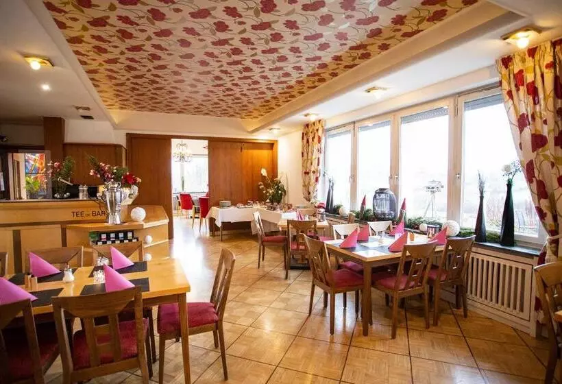 Aamiaismajoitus (B&B) Das Loft Hotel Hölsterloh