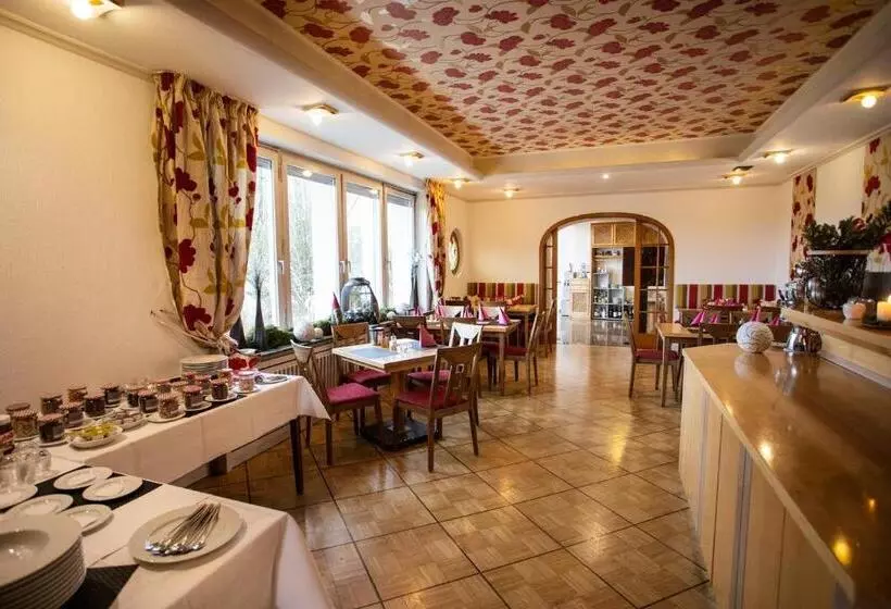 Aamiaismajoitus (B&B) Das Loft Hotel Hölsterloh