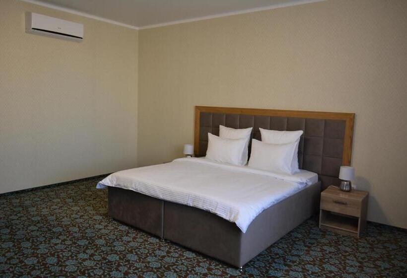 هتل гостиничный комплекс коктобе