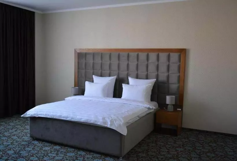 هتل гостиничный комплекс коктобе