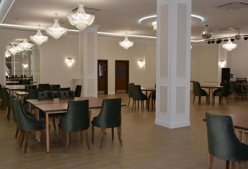 هتل гостиничный комплекс коктобе