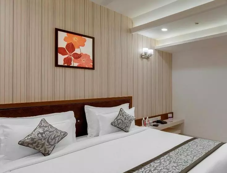 هتل Click Collection Jaipur, Sindhi Camp