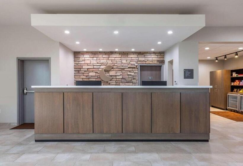 호텔 Comfort Suites Scottsdale Talking Stick Entertainment District