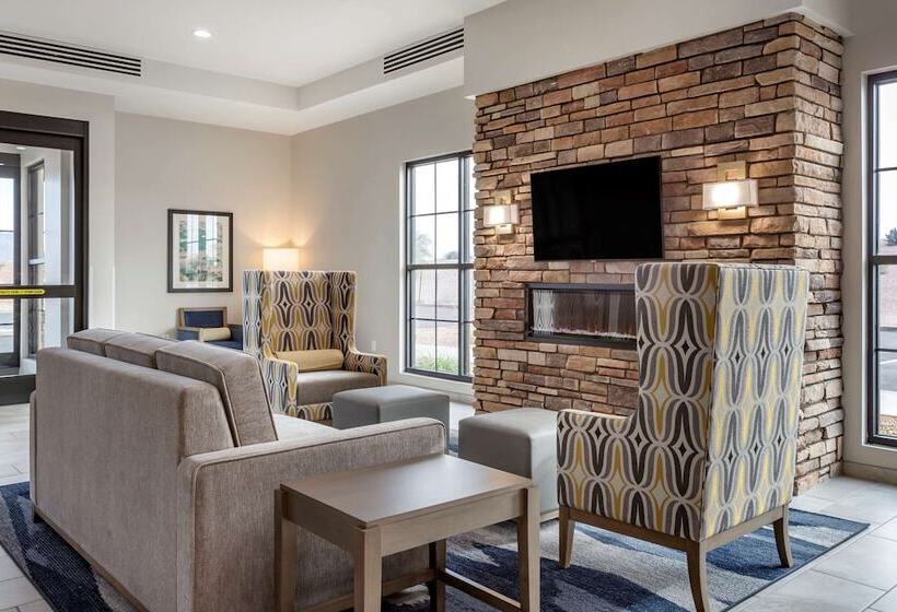 호텔 Comfort Suites Scottsdale Talking Stick Entertainment District