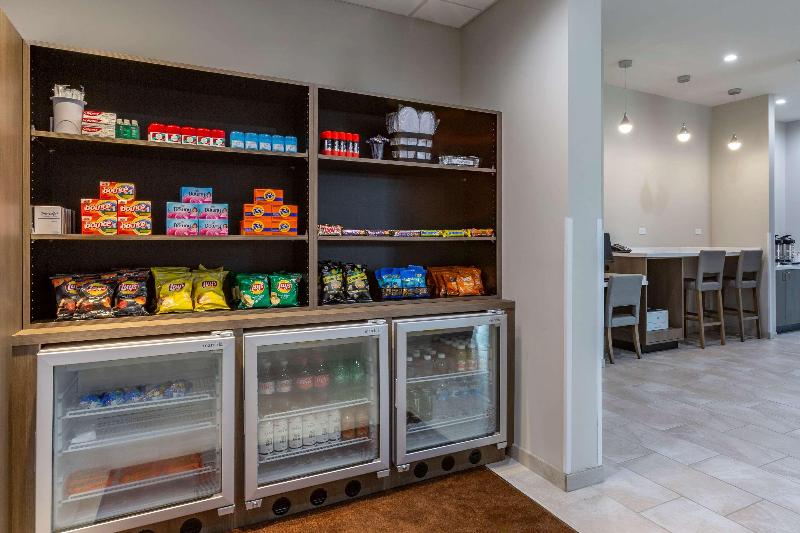 호텔 Comfort Suites Scottsdale Talking Stick Entertainment District