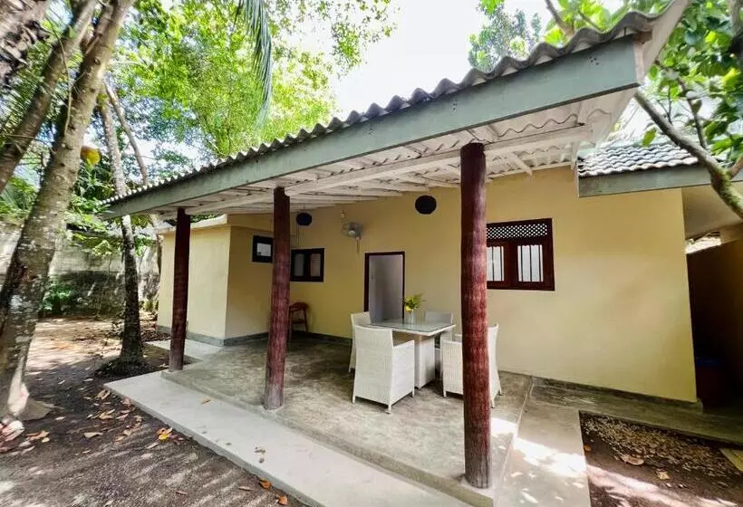 Hotelli Green Escape Unawatuna