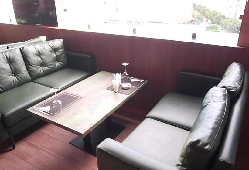 هتل Hôtel Volubilis Meknès