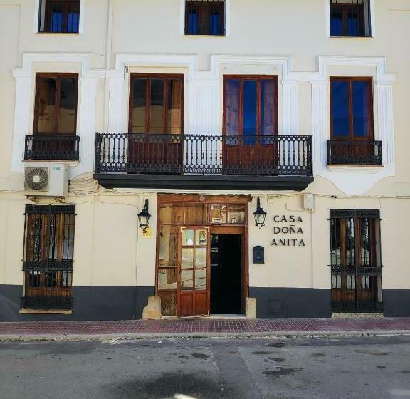 La Pension De Doña Anita