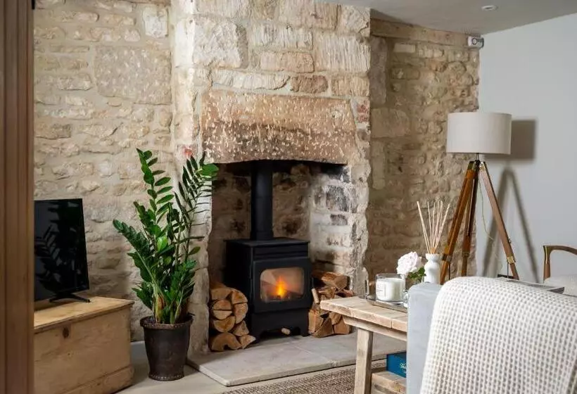 Mulberry, A Luxury Two Bed Cottage In Painswick