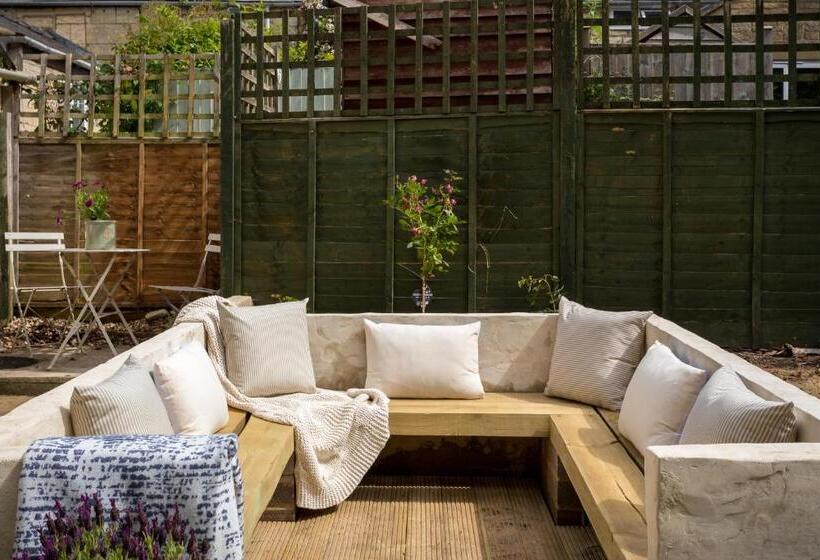 Mulberry, A Luxury Two Bed Cottage In Painswick