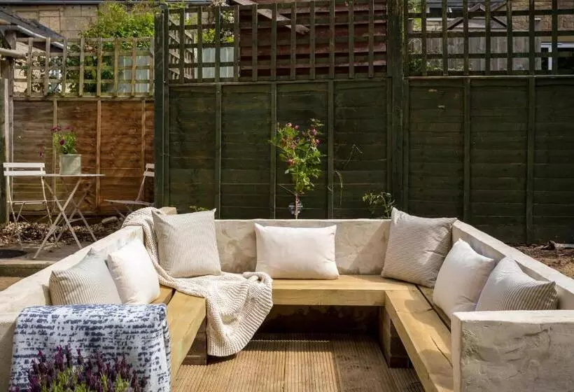 Mulberry, A Luxury Two Bed Cottage In Painswick