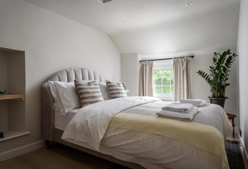 Mulberry, A Luxury Two Bed Cottage In Painswick