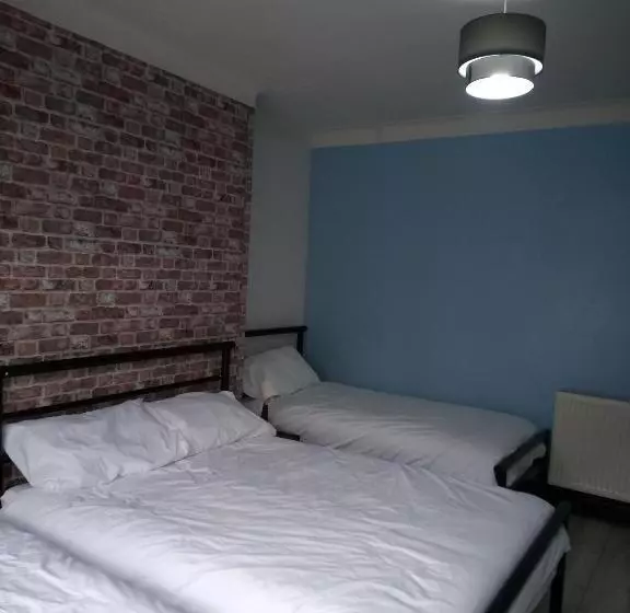 Nuns Moor Fully Equipped Kitchen Free Parking Netflix