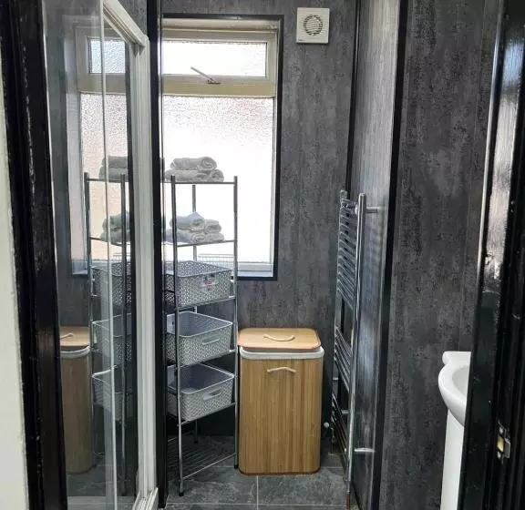 Nuns Moor Fully Equipped Kitchen Free Parking Netflix