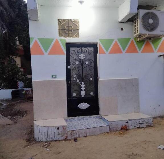 پانسیون Mostafa Jamaica Guesthouse