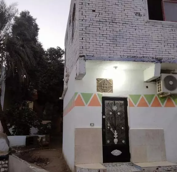 پانسیون Mostafa Jamaica Guesthouse