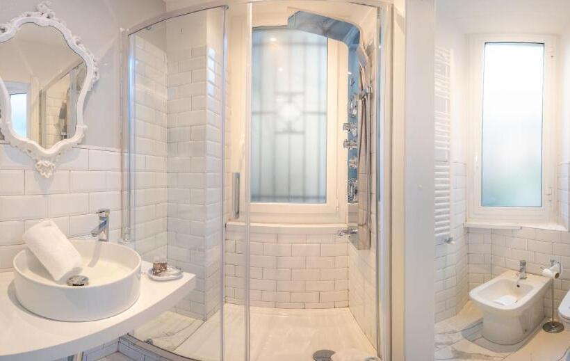 بنسيون Ora Blu Guest House