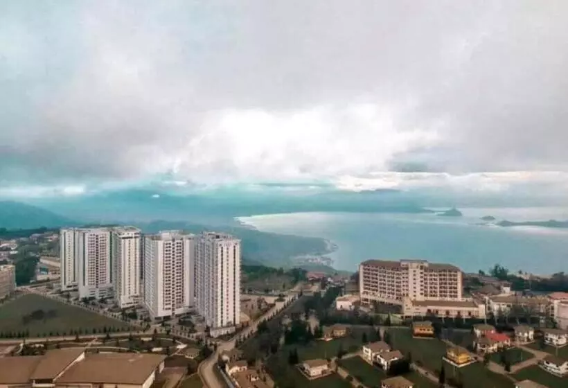 Wind Residence T4  M Near Taal View At Skylounge