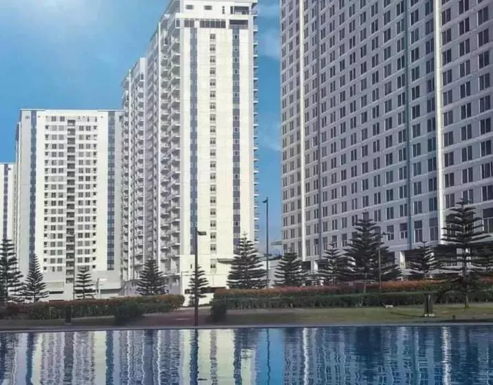 Wind Residence T4  M Near Taal View At Skylounge